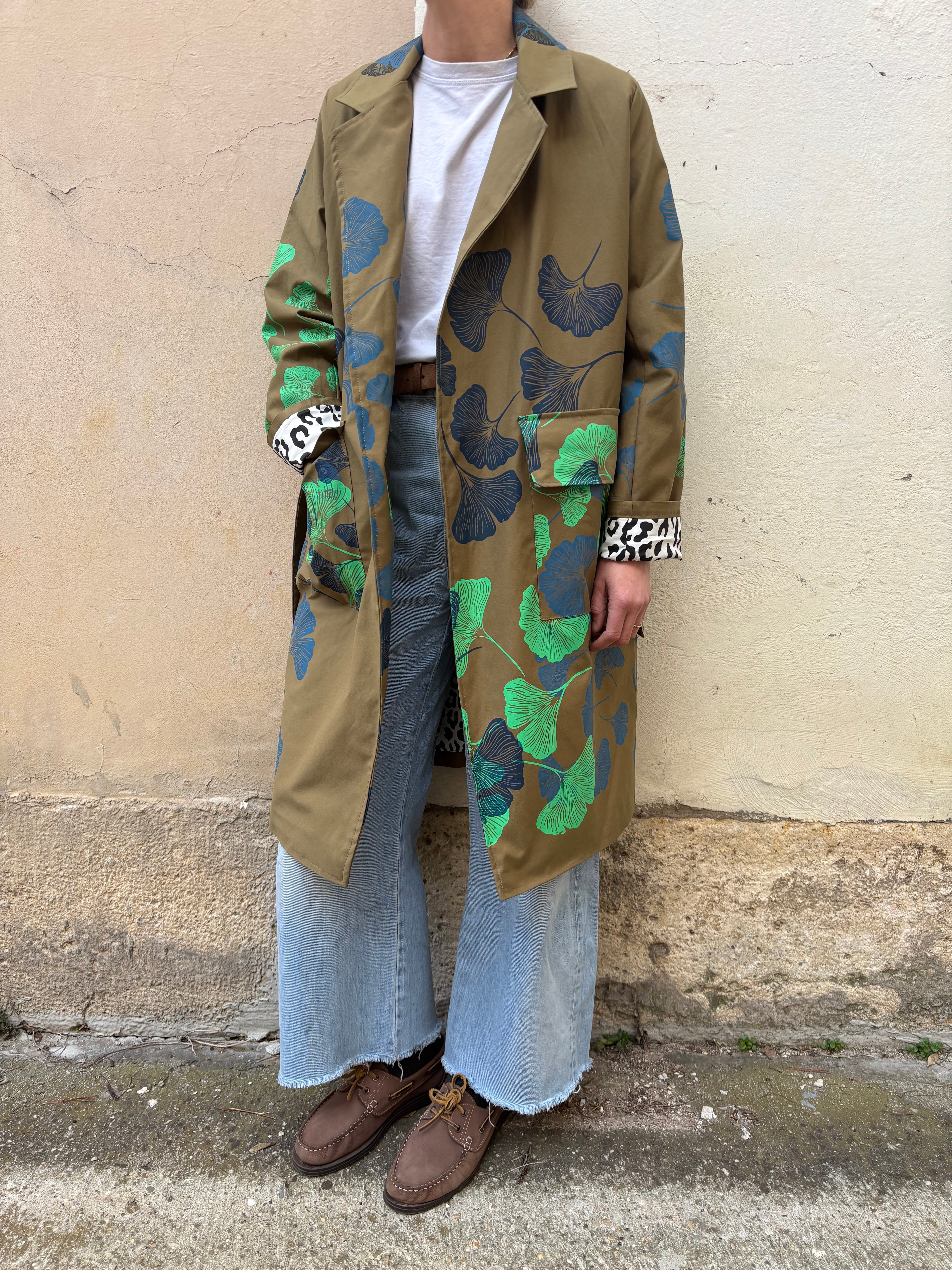 SITOLAB LIGHT COAT WITH BLUE AND GREEN GINKO PRINT