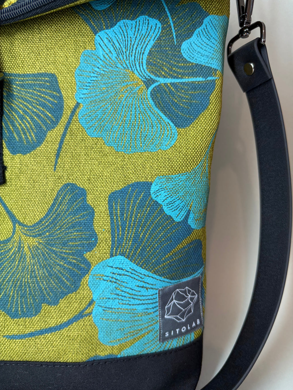 SITOLAB KIWI GREEN GINKO BACKPACK BAG