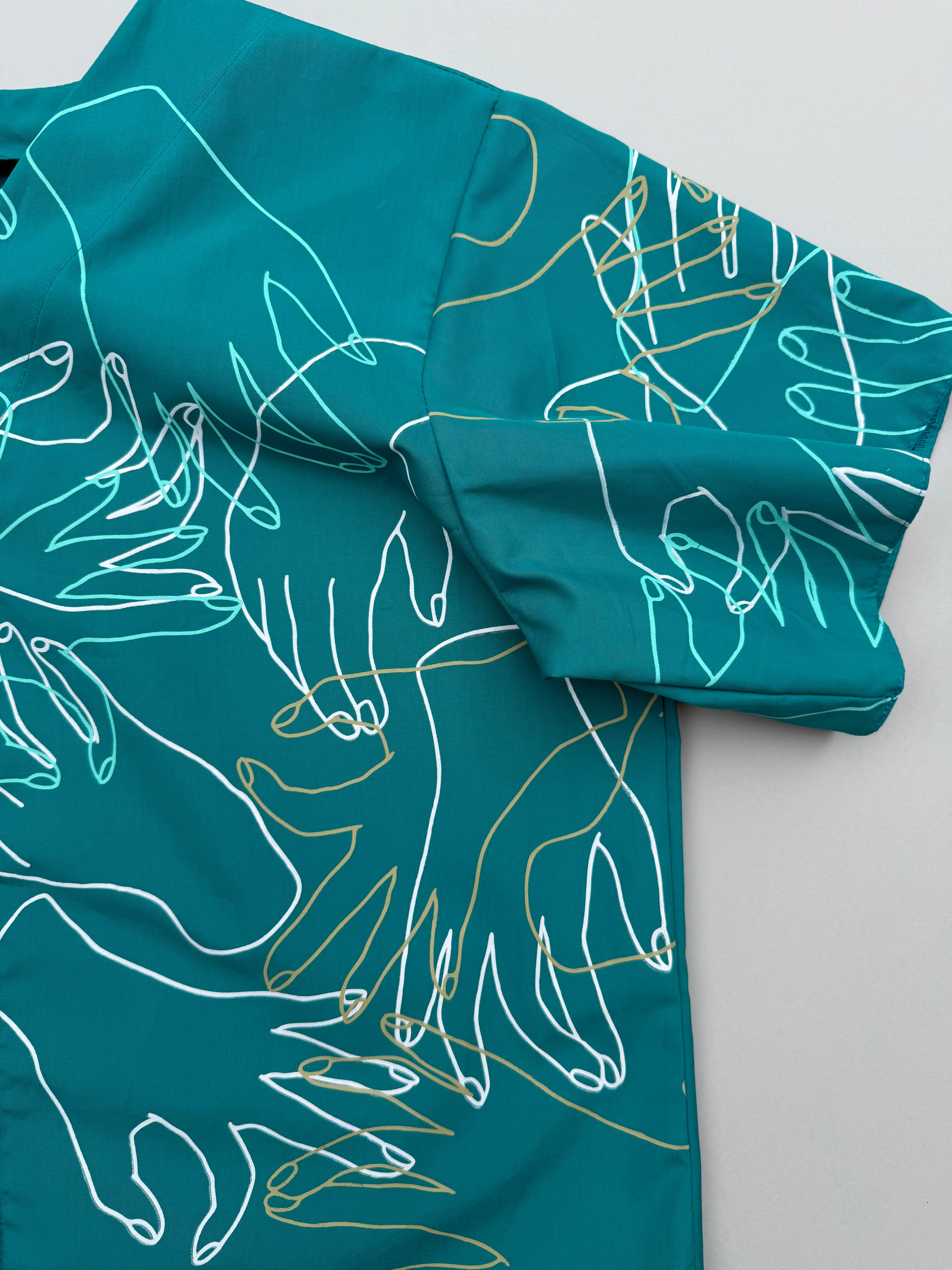 SITOLAB TURQUOISE HANDS PRINT MINI SHIRT