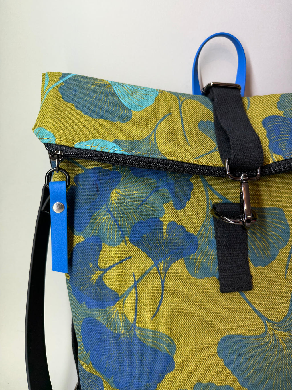 SITOLAB KIWI GREEN GINKO BACKPACK BAG