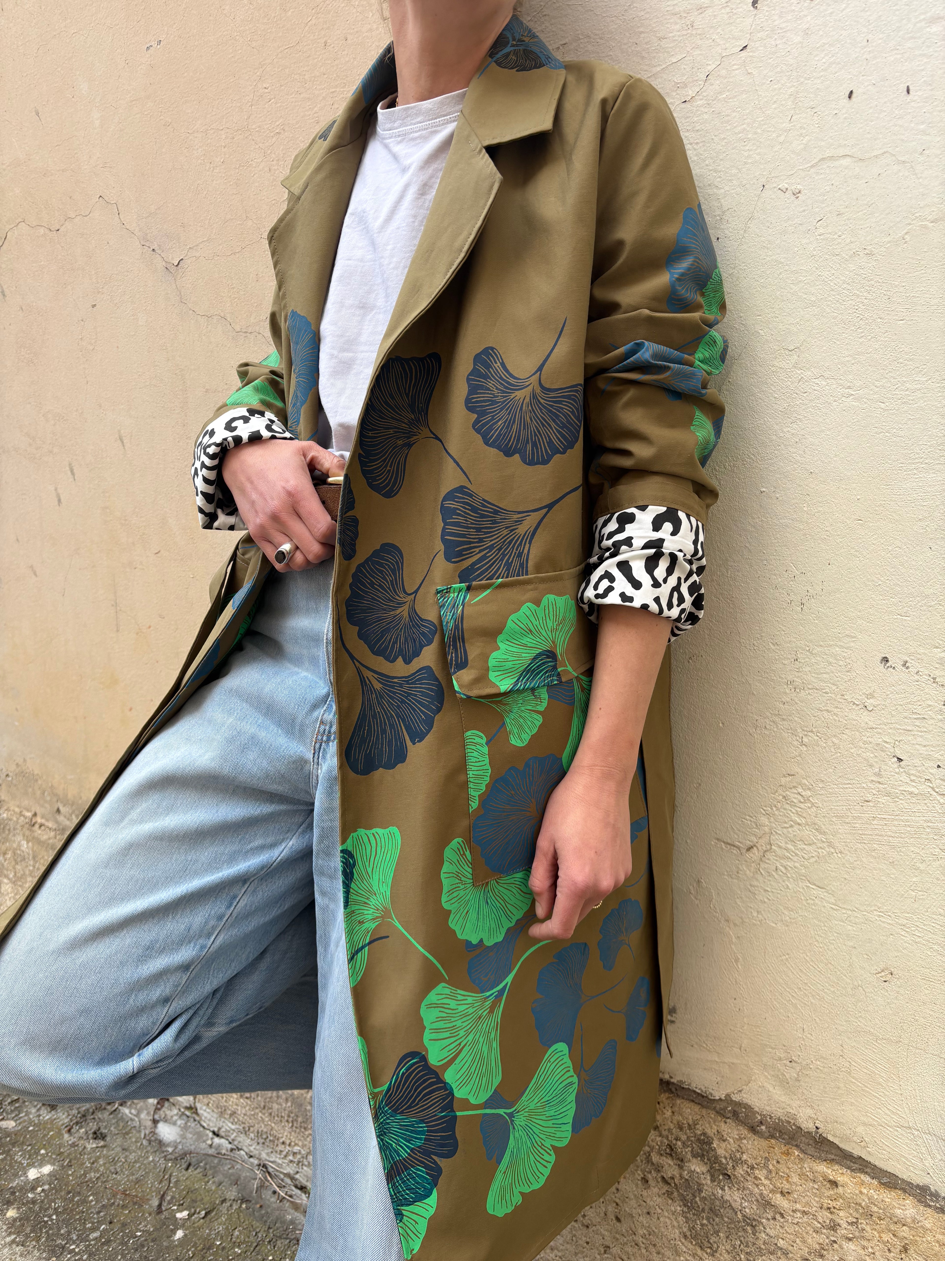 SITOLAB LIGHT COAT WITH BLUE AND GREEN GINKO PRINT