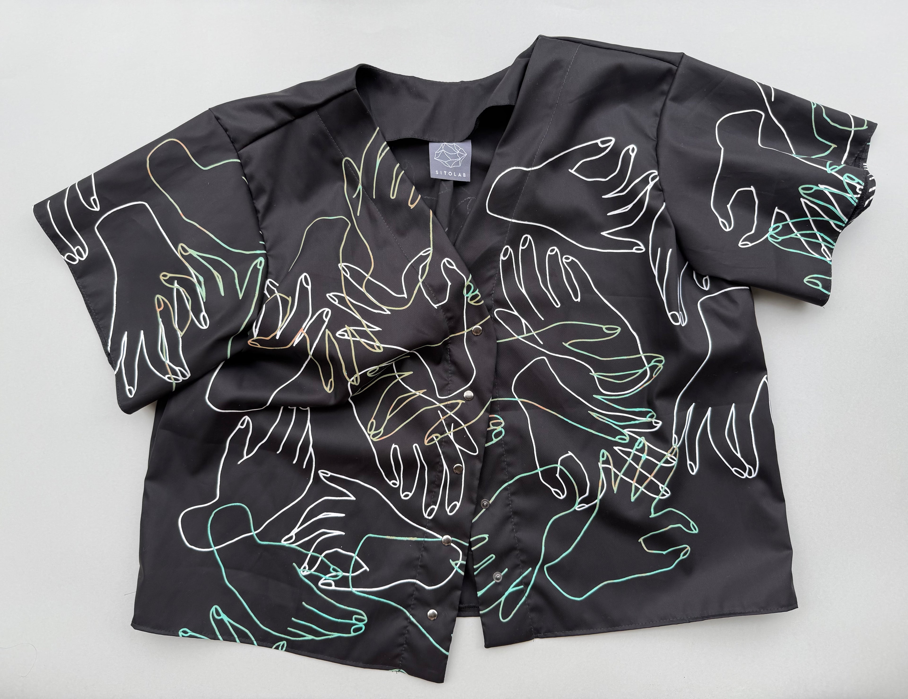 SITOLAB MINI BLACK HANDS SHIRT