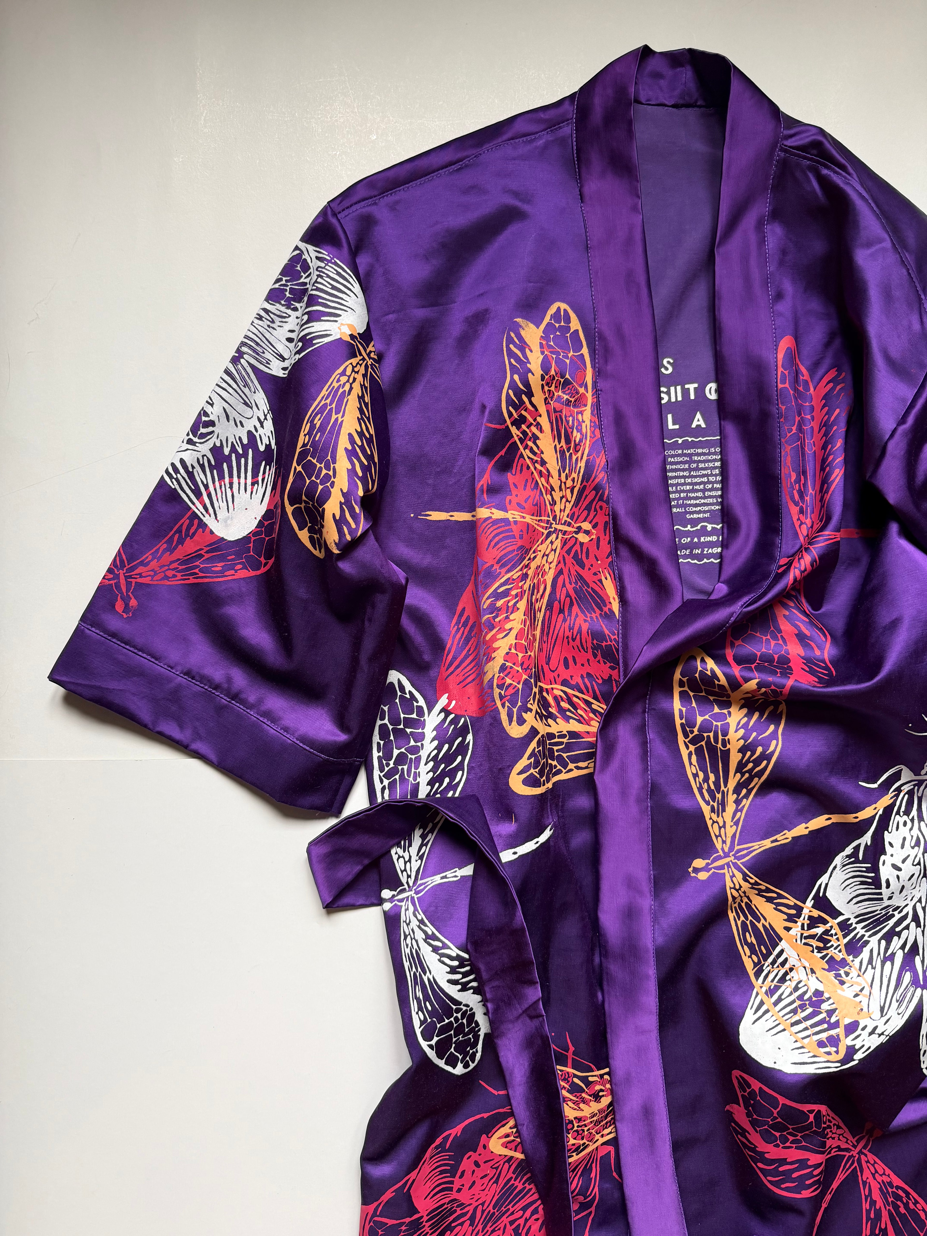 SITOLAB VIOLET SATIN CAPE INSECTS PRINT