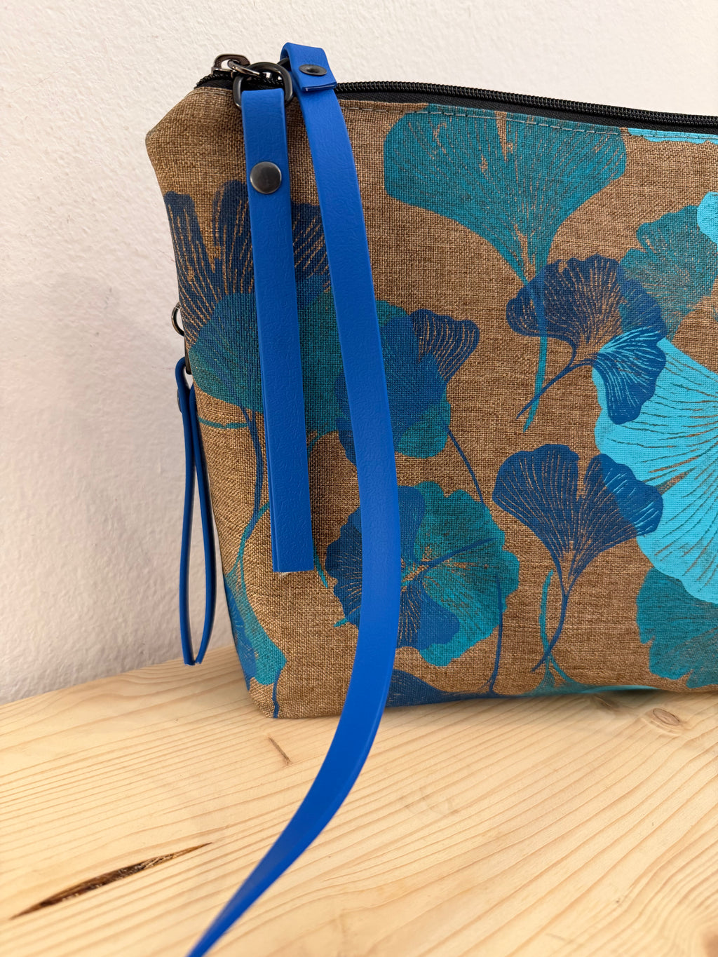 SITOLAB MINI BEIGE BAG WITH BLUE GINKO PRINT