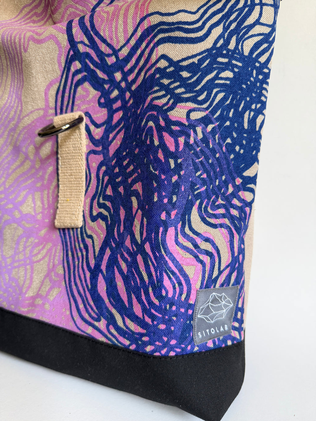 SITOLAB BEIGE SWIRL BACKPACK BAG