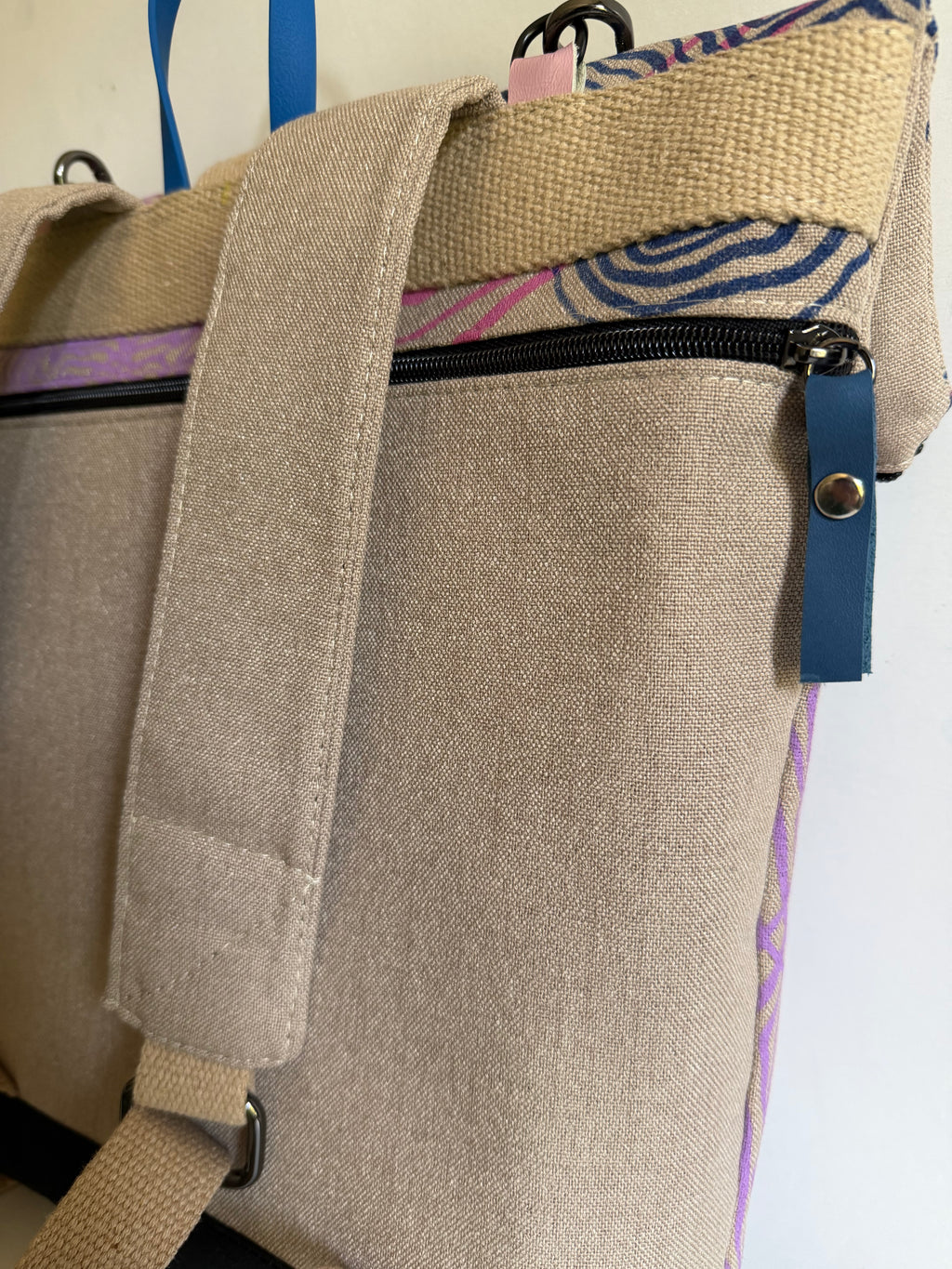 SITOLAB BEIGE SWIRL BACKPACK BAG