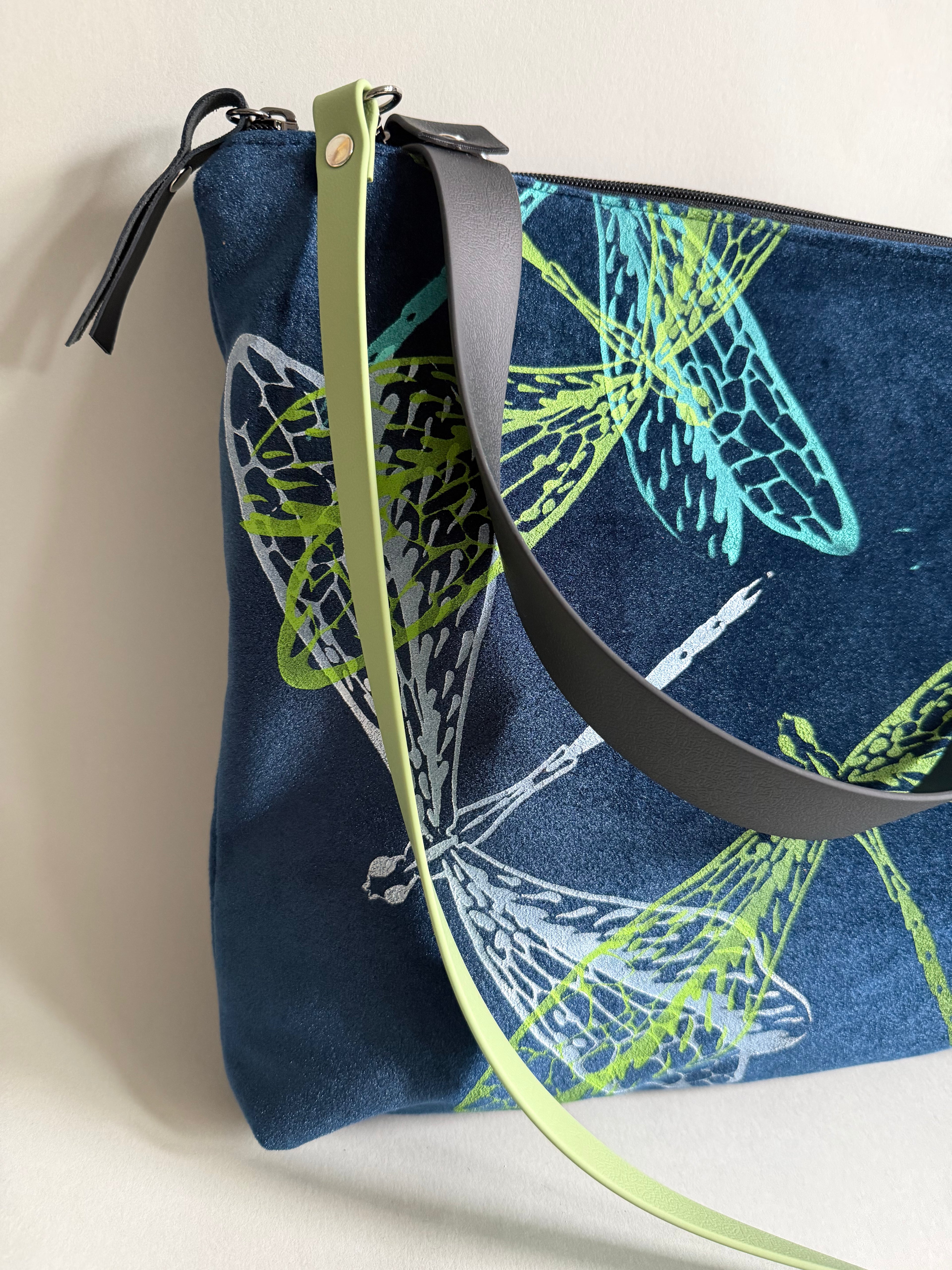 SITOLAB VELVET DARK BLUE BAG WITH INSECTS PRINT III