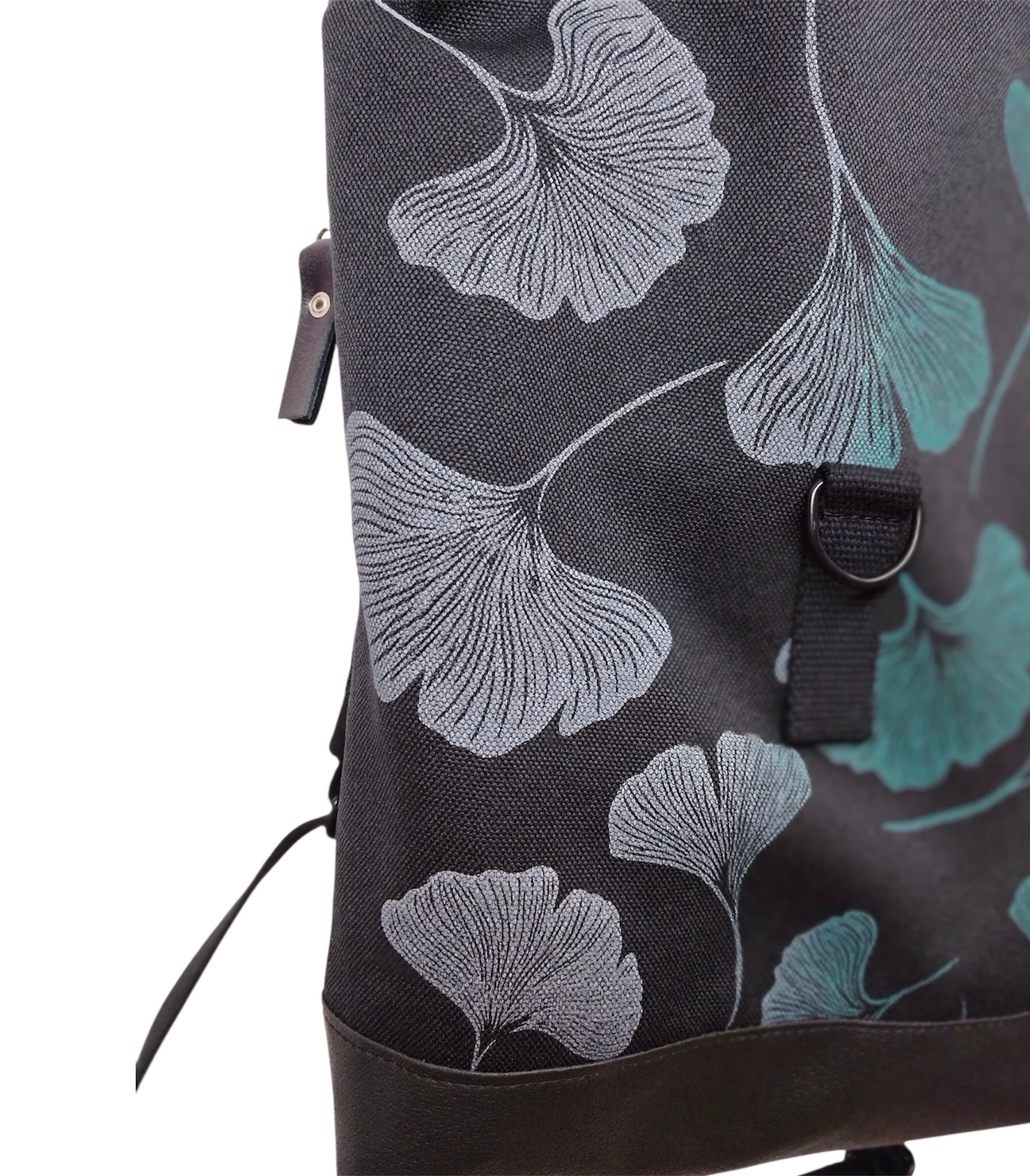 SITOLAB BLACK GREEN&GRAY GRADIENT GINKO BACKPACK