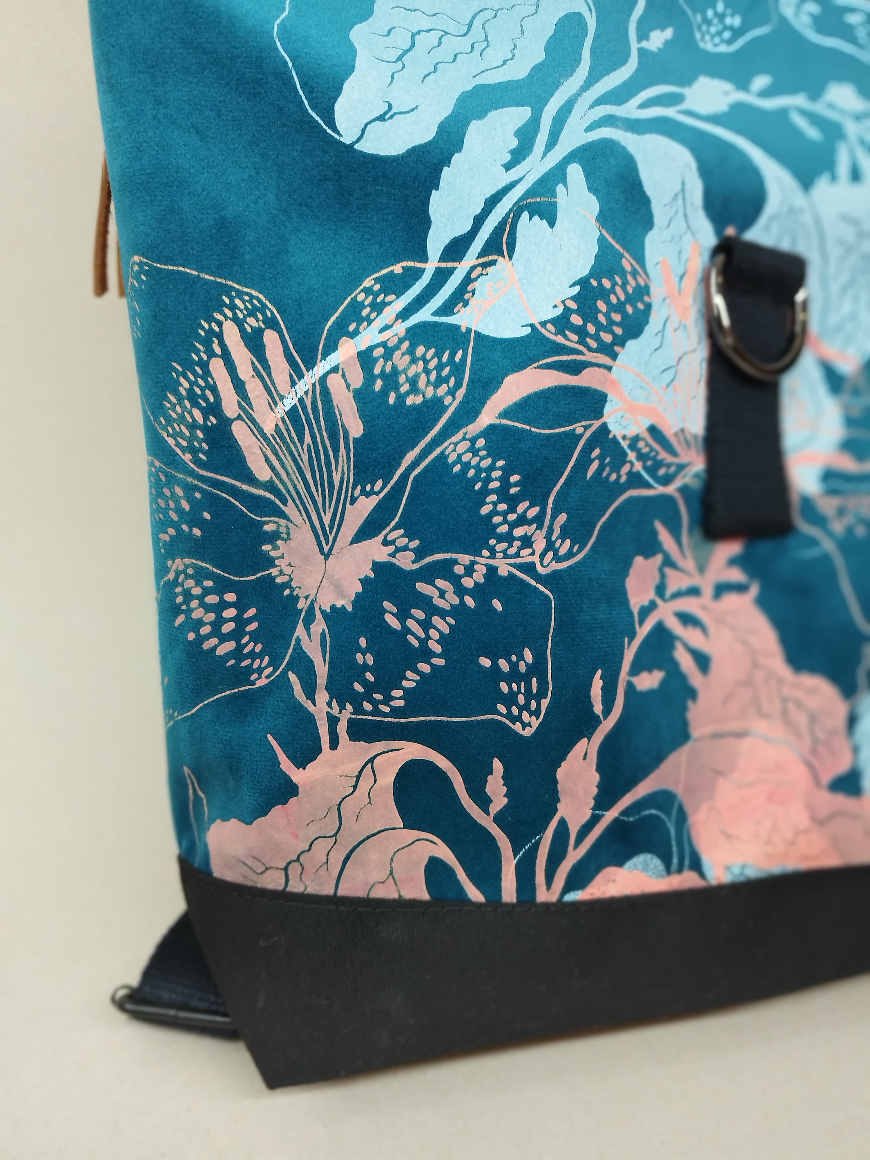 SITOLAB TURQUOISE VELVET BACKPACK W/ FLORAL PRINT