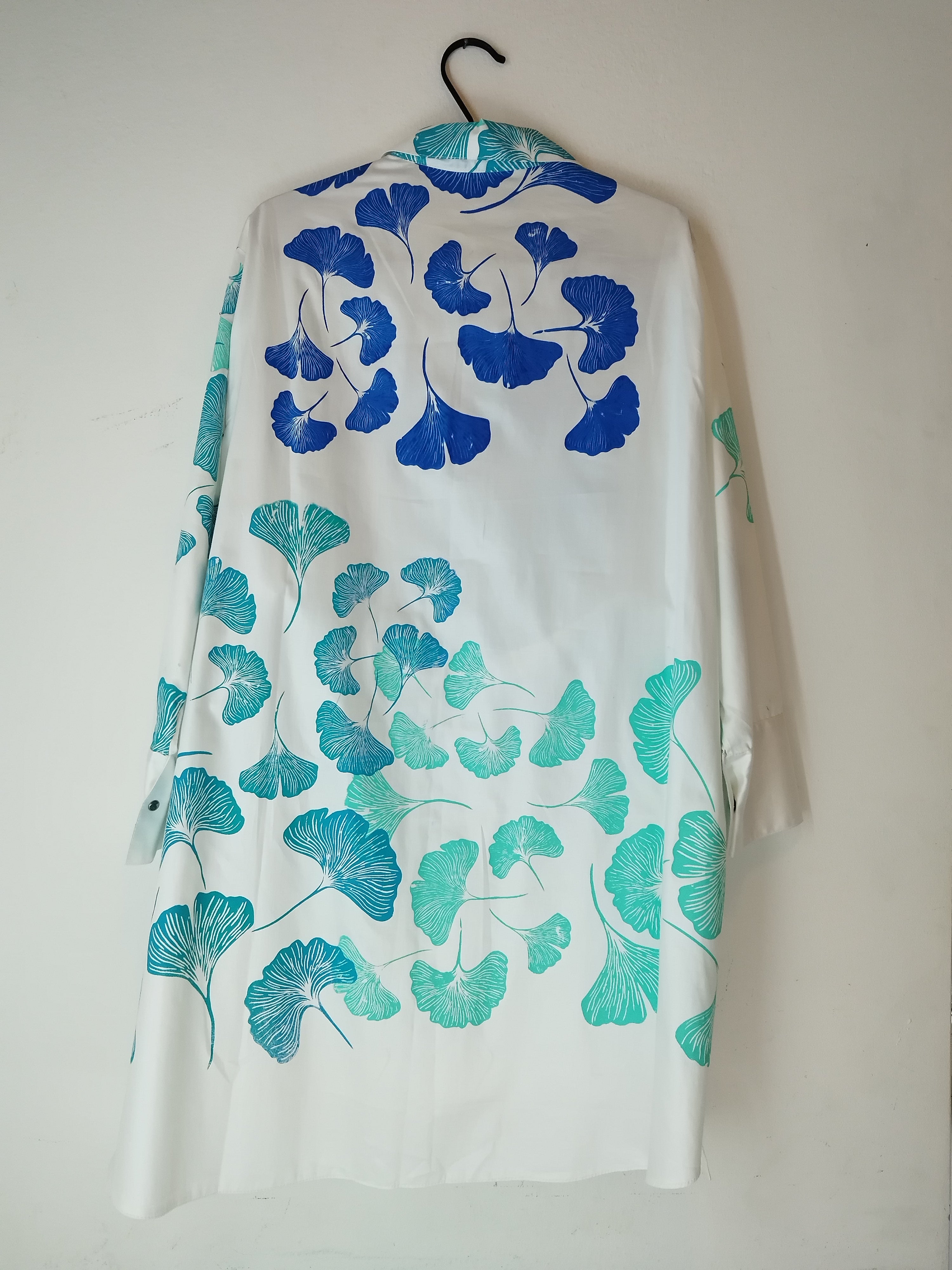 SITOLAB OVERSIZE SHIRT WITH TURQUOISE GINKO PRINT